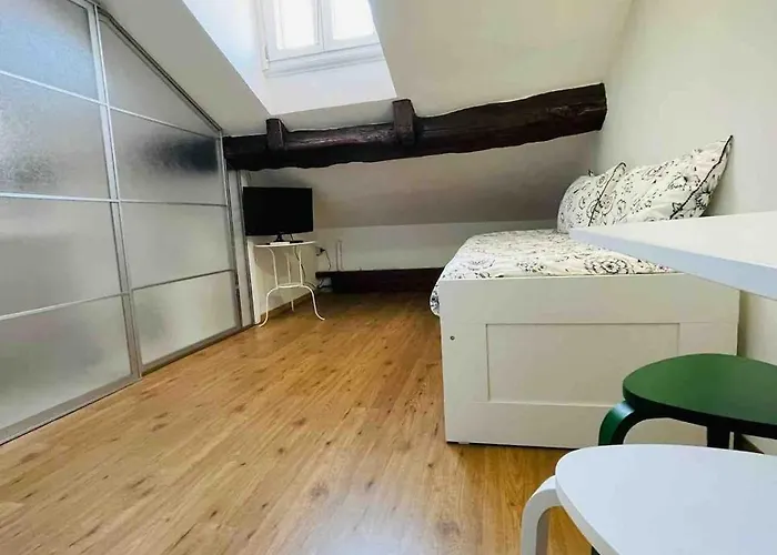 Renovated Brera Lejlighed *